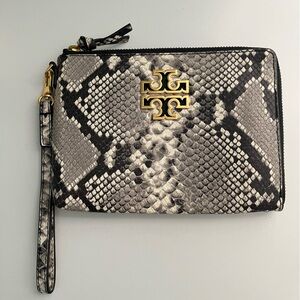 Tory Burch Britten Large Leather Wristlet in Natural Embossed Snake